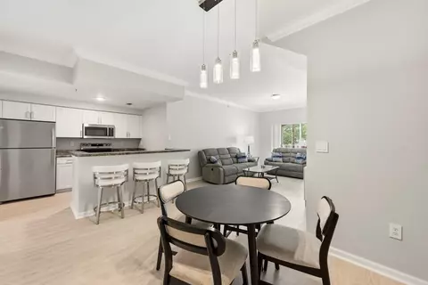 5820 W Sample Rd #206, Coral Springs, FL 33067