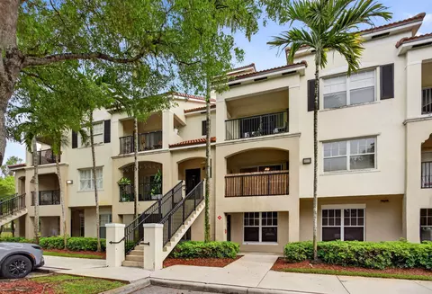 5880 W Sample Rd #206, Coral Springs, FL 33067