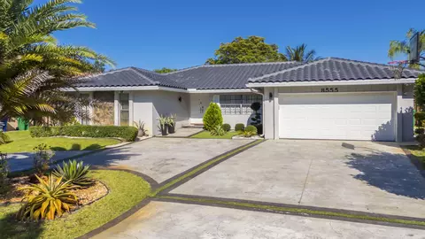 8555 SW 1st Pl, Coral Springs, FL 33071