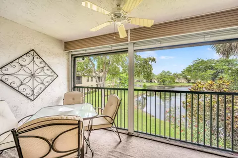 3123 S Carambola Cir S #2362, Coconut Creek, FL 33066