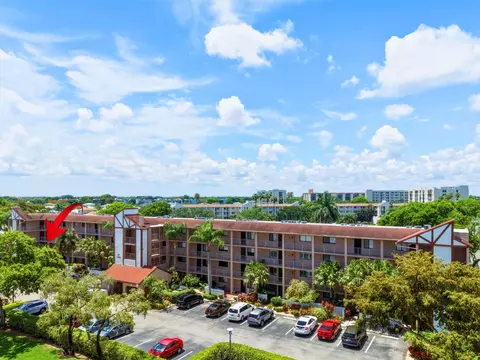 7280 Amberly Ln #201, Delray Beach, FL 33446