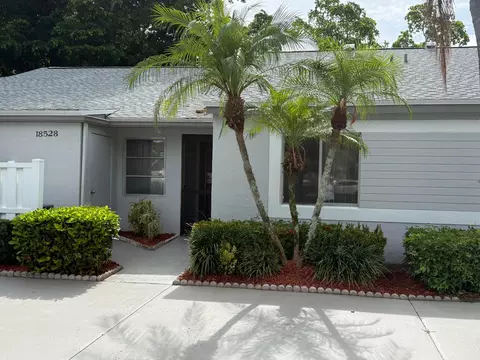 18528 Hidden Way, Boca Raton, FL 33496