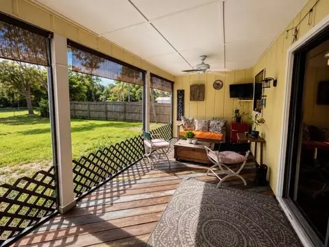 Exterior - 6518 SE Held Ct, Stuart, FL 34997 photo 5 of 8