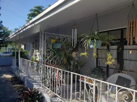 1927 Funston St, Hollywood, FL 33020