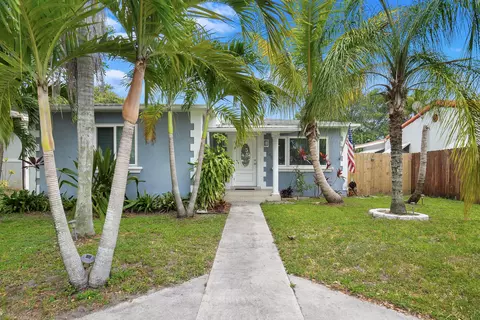 245 SW 5th St, Dania Beach, FL 33004