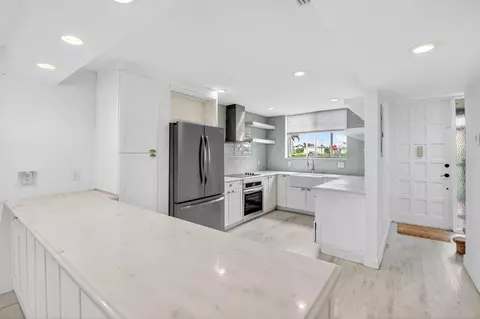 4068 Tivoli Ct, Greenacres, FL 33467