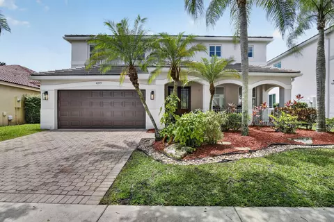 4299 Laurel Ridge Cir, Weston, FL 33331