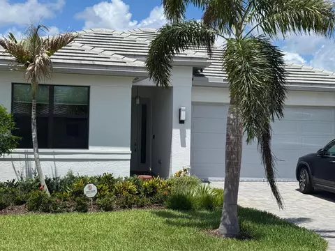 12686 SW Rain River Dr, Port Saint Lucie, FL 34987