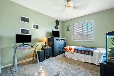 Bedroom - 2480 SE Springtree Pl, Stuart, FL 34997 photo 5 of 6