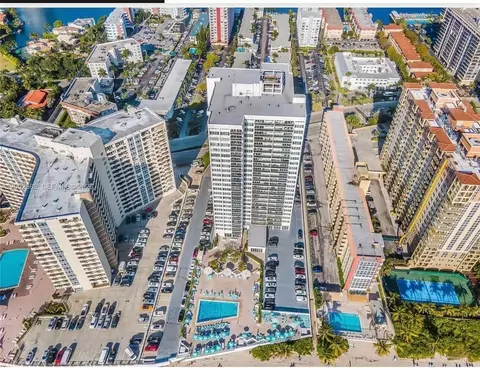 3140 S Ocean Dr #410, Hallandale Beach, FL 33009