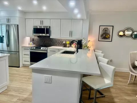 5778 Crystal Shores Dr #303, Boynton Beach, FL 33437