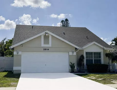 3814 Circle Lake Dr, West Palm Beach, FL 33417
