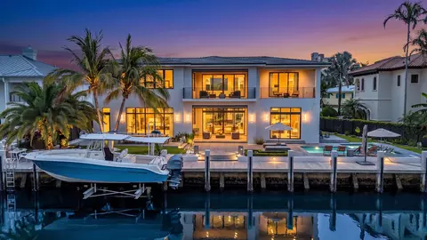 3711 NE 30th Ave, Lighthouse Point, FL 33064
