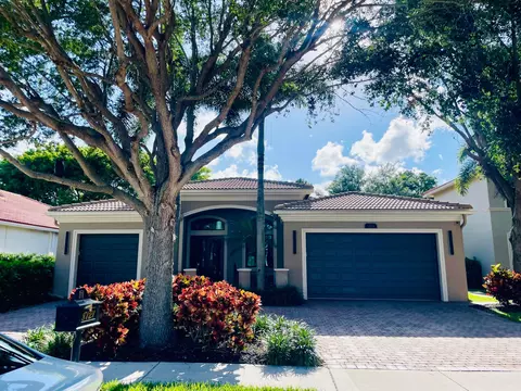 8121 Ferentino Pass, Delray Beach, FL 33446