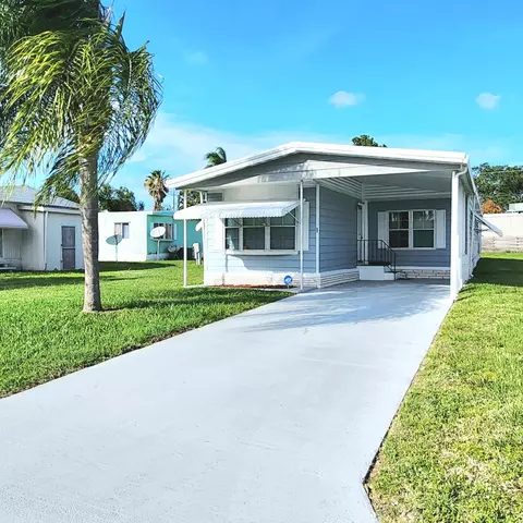 249 Camino Del Rio, Port Saint Lucie, FL 34952