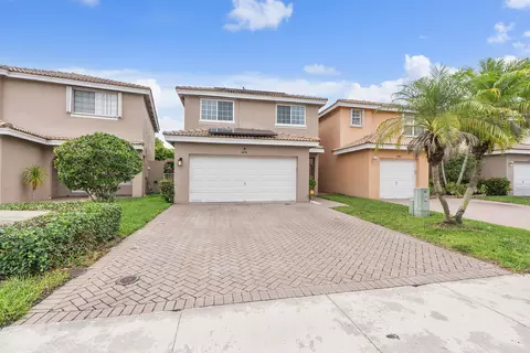 5474 NW 94th Ter, Sunrise, FL 33351