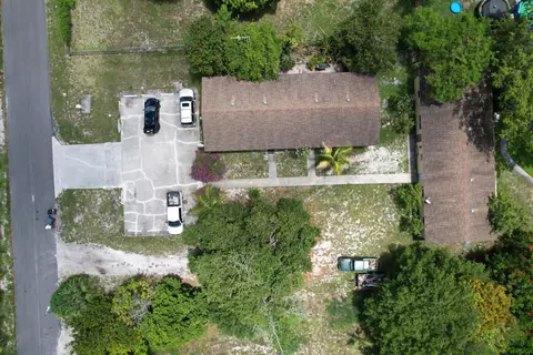 4537 Coconut Rd, Lake Worth, FL 33461