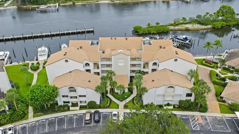 View/Area - 811 Oak Harbour Dr, Juno Beach, FL 33408 photo 7 of 22