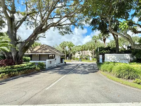 View/Area - 811 Oak Harbour Dr, Juno Beach, FL 33408 photo 2 of 22