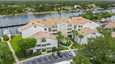 View/Area - 811 Oak Harbour Dr, Juno Beach, FL 33408 photo 6 of 22