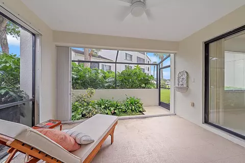 Exterior - 811 Oak Harbour Dr, Juno Beach, FL 33408 photo 1 of 6