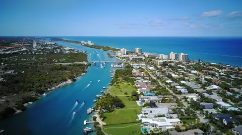 View/Area - 811 Oak Harbour Dr, Juno Beach, FL 33408 photo 14 of 22
