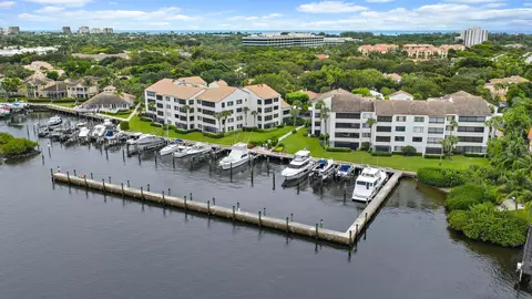View/Area - 811 Oak Harbour Dr, Juno Beach, FL 33408 photo 9 of 22