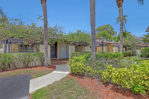 13731 Via Aurora #A, Delray Beach, FL 33484