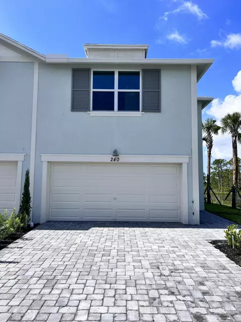 240 Osprey Preserve Blvd, Jensen Beach, FL 34957