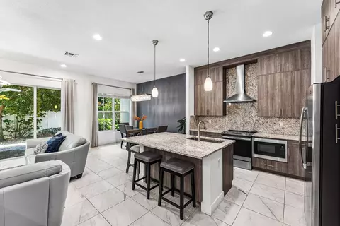 4821 Pointe Midtown Rd, Palm Beach Gardens, FL 33418