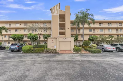 6795 Huntington Ln #306, Delray Beach, FL 33446