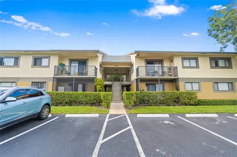 567 Trace Cir #104, Deerfield Beach, FL 33441