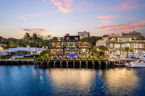 733 Middle River Dr, Fort Lauderdale, FL 33304