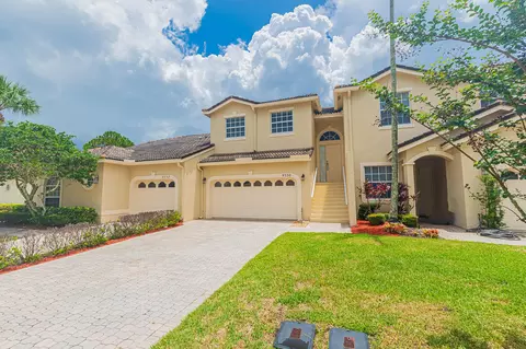 9330 World Cup Way, Port Saint Lucie, FL 34986