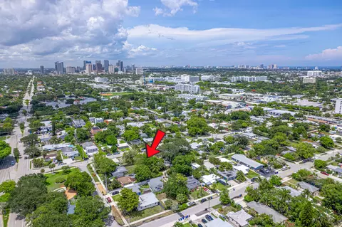 320 SW 21st St, Fort Lauderdale, FL 33315