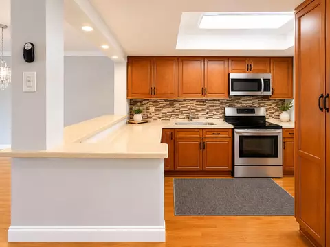 1201 Hillcrest Ct #315, Hollywood, FL 33021