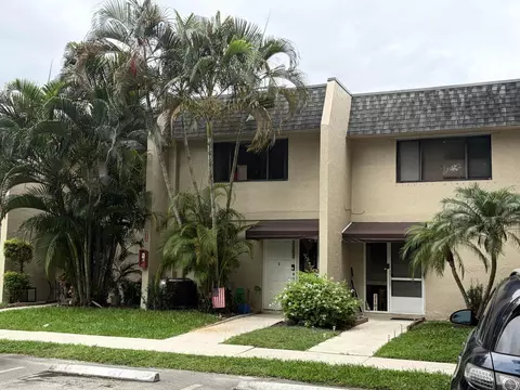 81 Deer Creek Rd #103, Deerfield Beach, FL 33442
