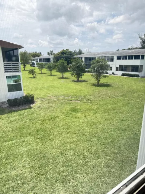 179 Windsor H, West Palm Beach, FL 33417