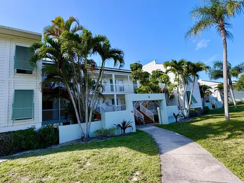 273 Cypress Point Dr, Palm Beach Gardens, FL 33418