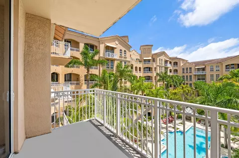 3001 NE 185th St #536, Aventura, FL 33180