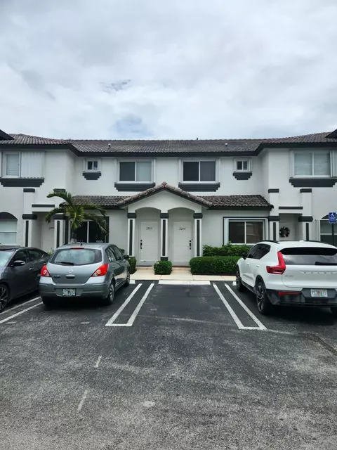 2208 SE 24th Pl, Homestead, FL 33035