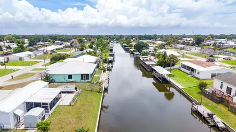 View/Area - 2406 SE 31st St SE, Okeechobee, FL 34974 photo 11 of 13