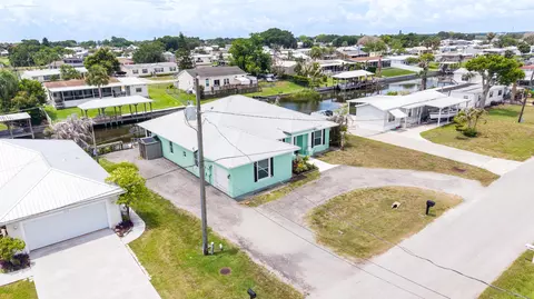 View/Area - 2406 SE 31st St SE, Okeechobee, FL 34974 photo 10 of 13