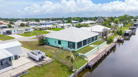 View/Area - 2406 SE 31st St SE, Okeechobee, FL 34974 photo 6 of 13