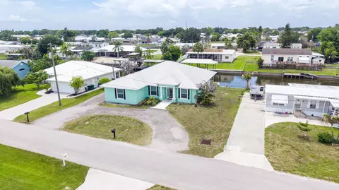 View/Area - 2406 SE 31st St SE, Okeechobee, FL 34974 photo 3 of 13