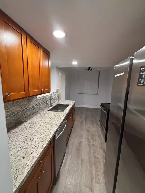 6190 Woodlands Blvd #110, Tamarac, FL 33319