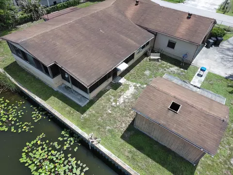 1013 9th St, Okeechobee, FL 34974 photo 3