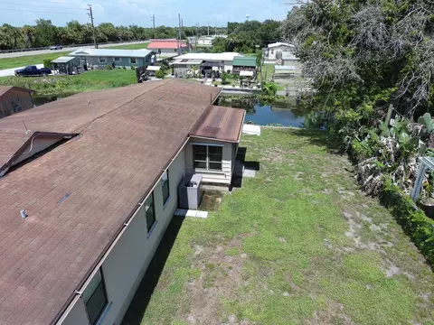 1013 9th St, Okeechobee, FL 34974 photo 5
