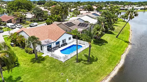 10131 Camelback Ln, Boca Raton, FL 33498