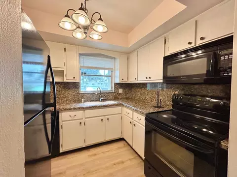2854 E Ashley Dr E #B, West Palm Beach, FL 33415